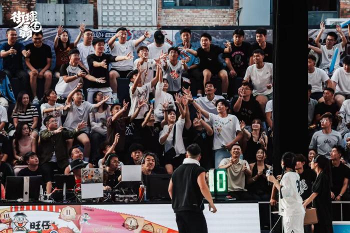 成都街球霸王全明星赛落幕：马布里、帕克现身