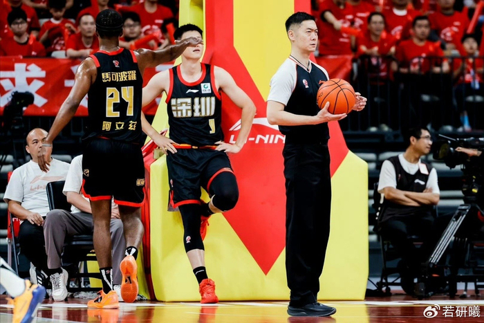 深圳109-94大胜广厦，上海队领跑CBA联赛