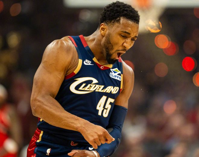 猛龙季后赛两连败陷0-2绝境 骑士双核狂砍58分碾